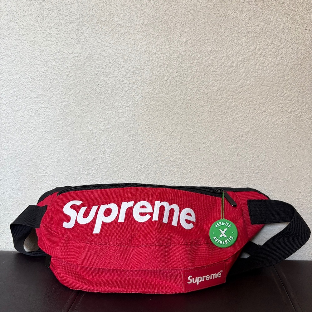❤️Supreme Fanny pack❤️
